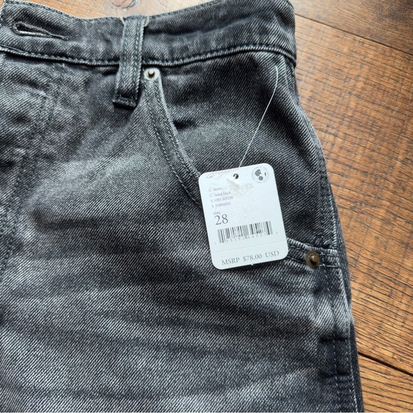 NWT- Free People Brea Cut Off dark Denim
Skirt size 28 - Picture 7 of 13